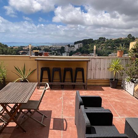 T2 Traversant Avec Une Grande Terrasse Et Piscine Cagnes-sur-Mer Dış mekan fotoğraf